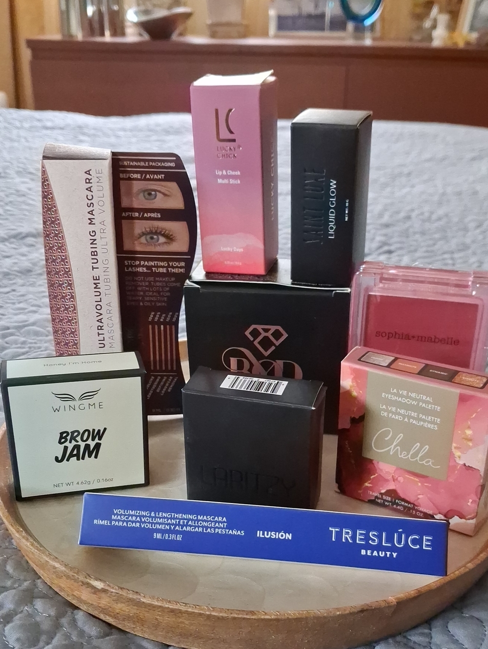 Makeup Bundle - Picture 5 of 5